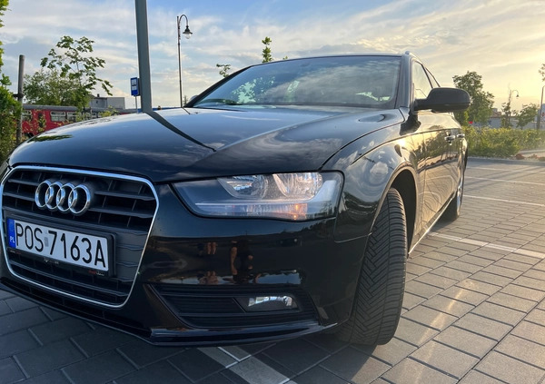 Audi A4 cena 39900 przebieg: 305000, rok produkcji 2013 z Pleszew małe 92